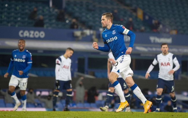 稳定获胜的 稳定获胜的